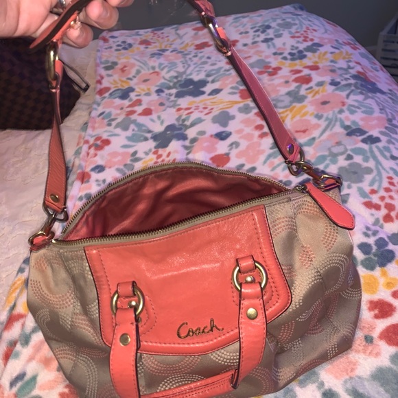 COACH BAG BUNDLES!! Two authentic coach purses - Picture 7 of 9